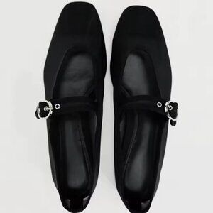 Zara Flats